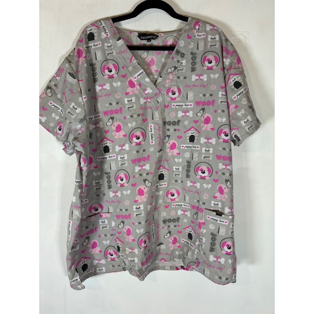 Cassandra O 2X Dog Puppy Print Scrub Top Gray Pink Vet Tech V Neck Pockets